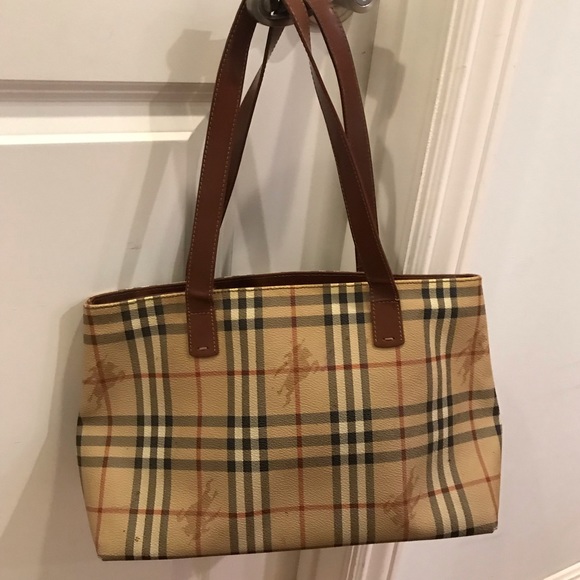 Burberry Handbags - Burberry Tote Bag
